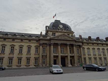 Ecole Militaire