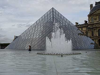 Louvre entrance